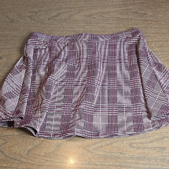 SO Plaid Mini Skirt, Maroon, Juniors Size XXL - Picture 6 of 7